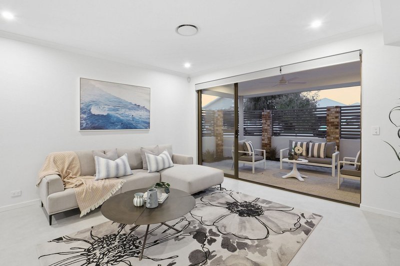 Photo - 17 Laurence Road, Innaloo WA 6018 - Image 11