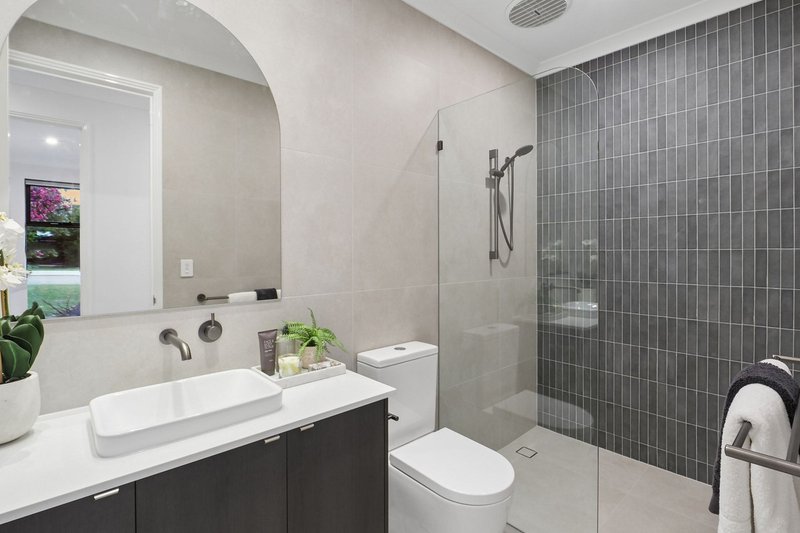 Photo - 17 Laurence Road, Innaloo WA 6018 - Image 17