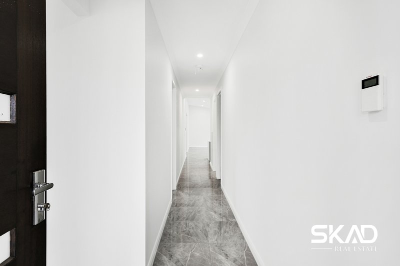Photo - 17 Lavender Street, Wollert VIC 3750 - Image 2