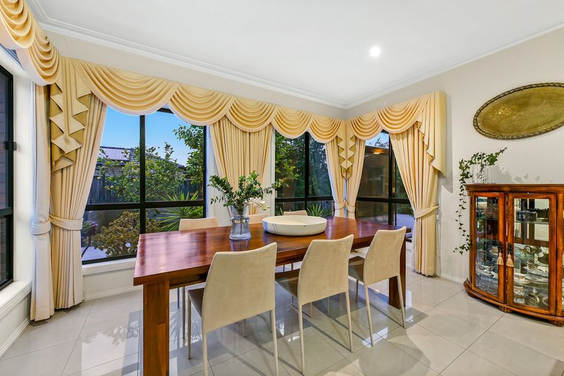 Photo - 17 Len George Drive, Keysborough VIC 3173 - Image 8