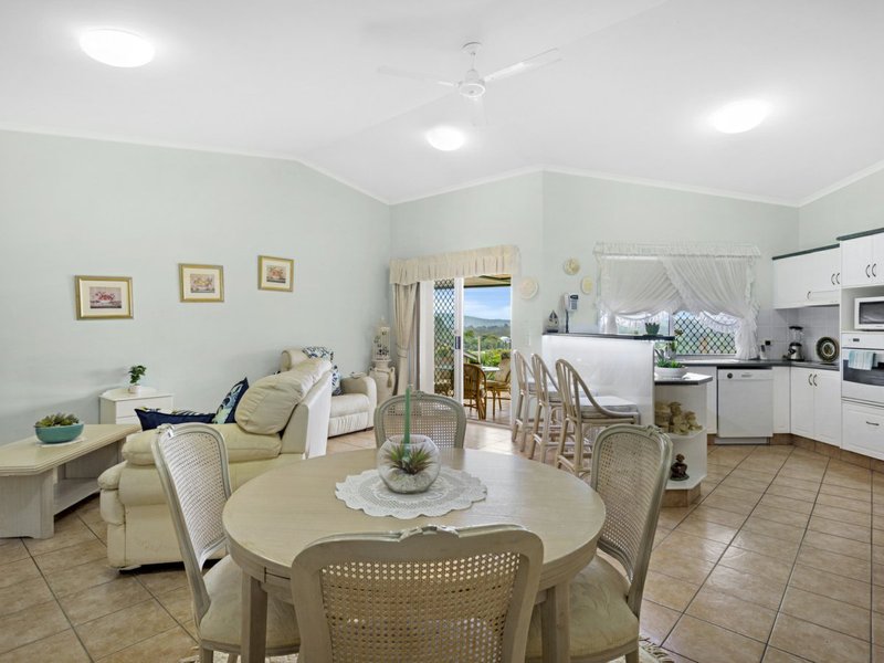 Photo - 17 Leopard Avenue, Elanora QLD 4221 - Image 7