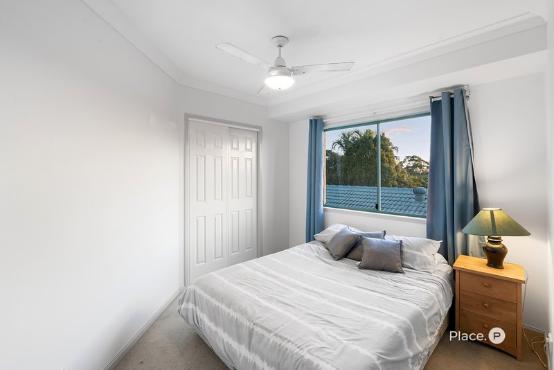 Photo - 17 Leopard Tree Crescent, Sinnamon Park QLD 4073 - Image 17