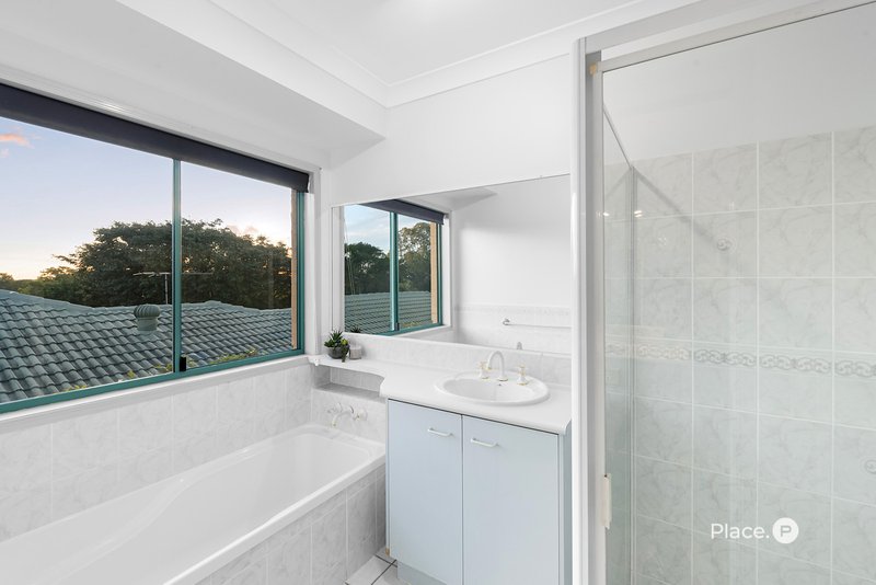 Photo - 17 Leopard Tree Crescent, Sinnamon Park QLD 4073 - Image 19