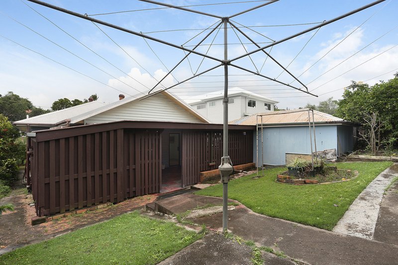 Photo - 17 Lewis Street, Camp Hill QLD 4152 - Image 16