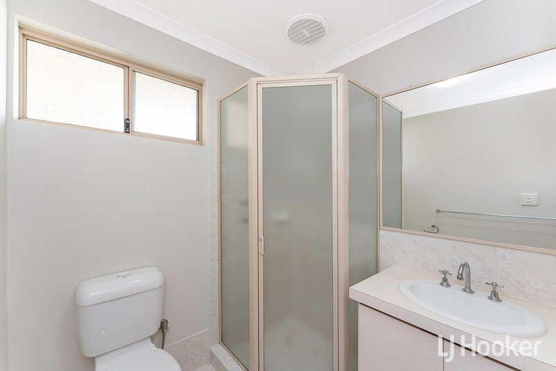 Photo - 17 Lilac Green, Halls Head WA 6210 - Image 7