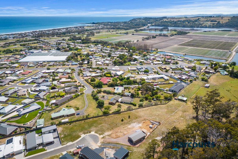 Photo - 17 Lillian Court, Turners Beach TAS 7315 - Image 6