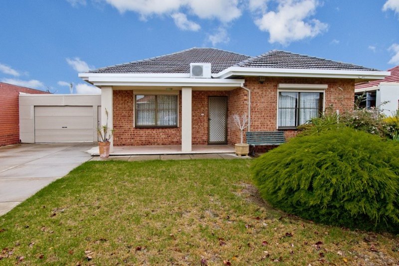 17 Lillian Street, Findon SA 5023