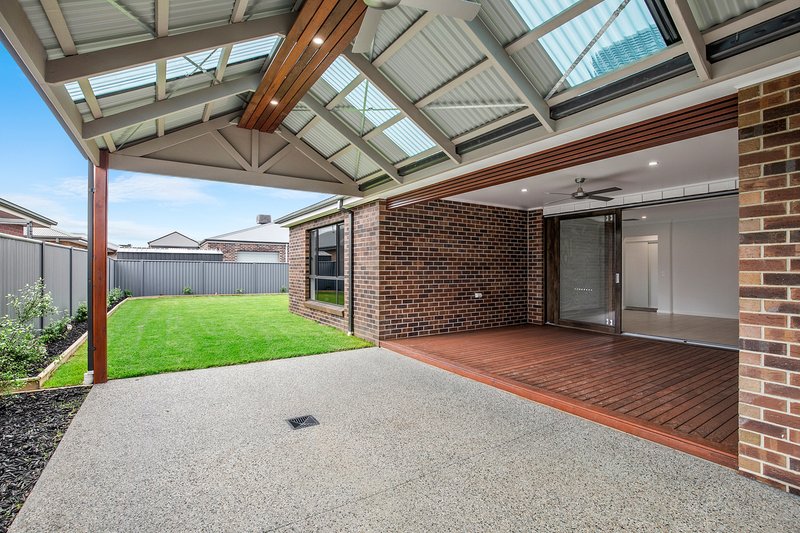 Photo - 17 Limerick Street, Alfredton VIC 3350 - Image 12