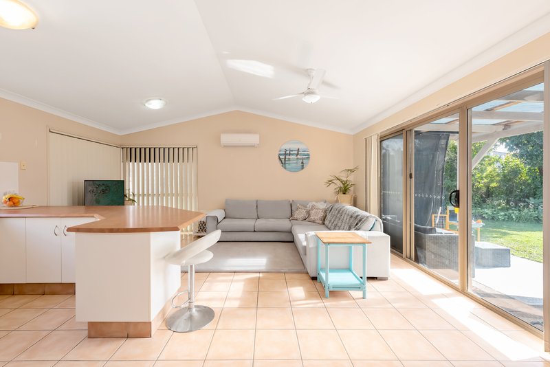 Photo - 17 Linda Way, Upper Coomera QLD 4209 - Image 4