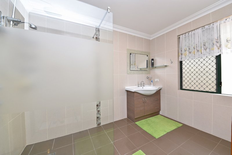 Photo - 17 Lindholm Retreat, Mindarie WA 6030 - Image 10