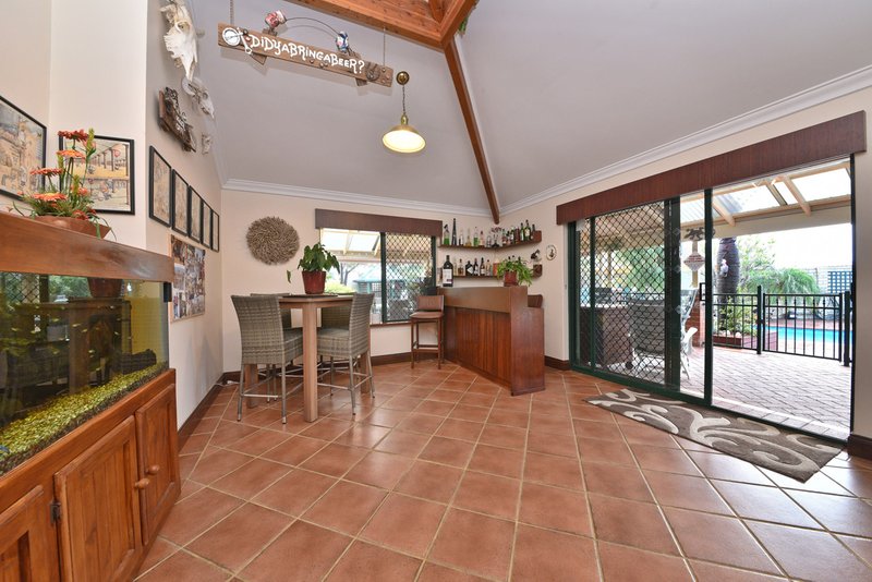 Photo - 17 Lindholm Retreat, Mindarie WA 6030 - Image 19