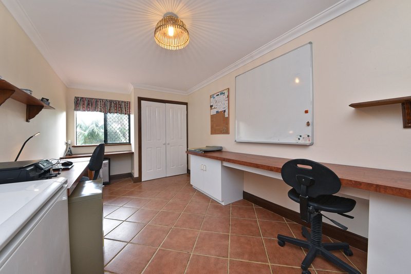 Photo - 17 Lindholm Retreat, Mindarie WA 6030 - Image 24