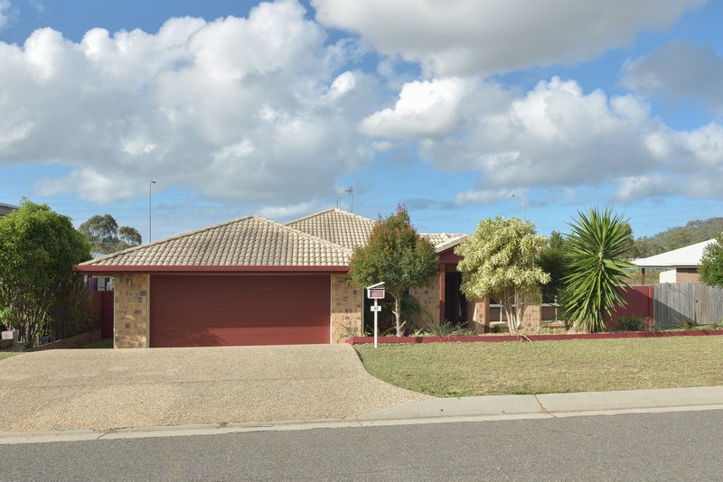 Photo - 17 Liriope Drive, Kirkwood QLD 4680 - Image 2