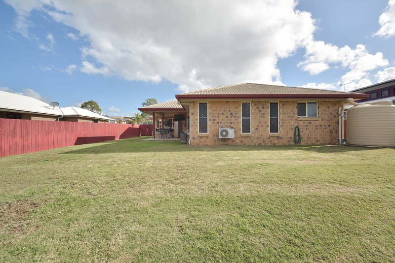 Photo - 17 Liriope Drive, Kirkwood QLD 4680 - Image 5