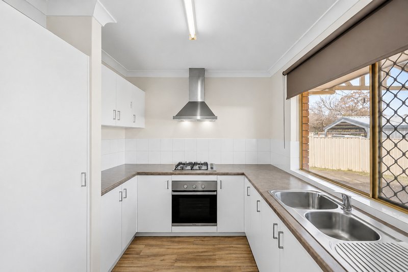 Photo - 17 Littlefair Drive, Withers WA 6230 - Image 6