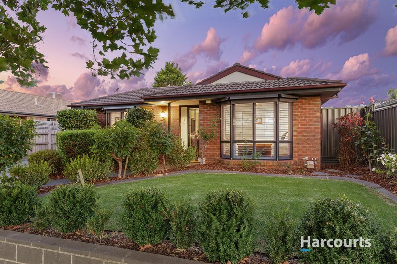 Photo - 17 Liviana Drive, Rowville VIC 3178 - Image 2