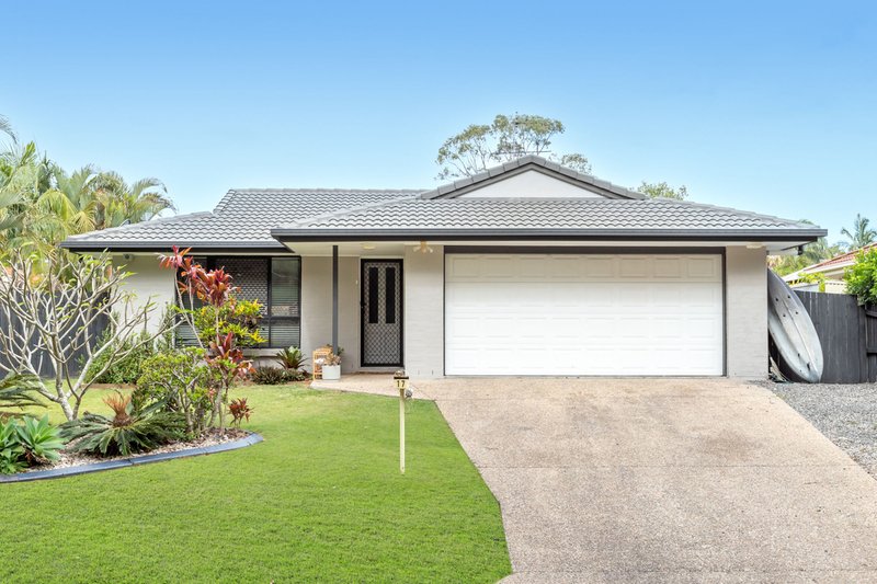 Photo - 17 Livistona Crescent, Currimundi QLD 4551 - Image 4