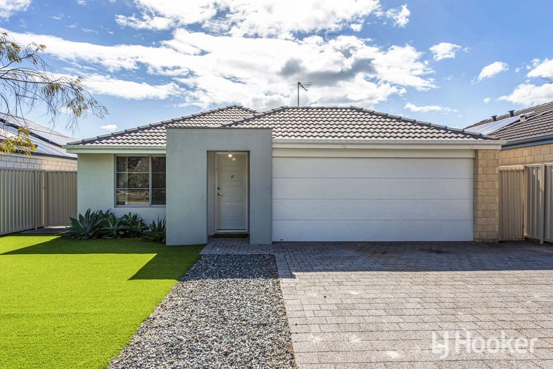 Photo - 17 Lloyd Avenue, Ravenswood WA 6208 - Image 2