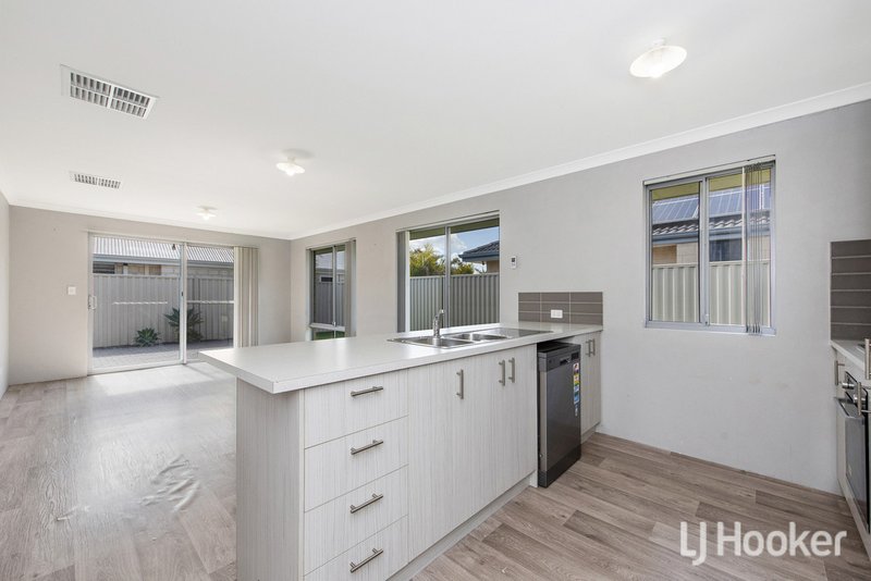 Photo - 17 Lloyd Avenue, Ravenswood WA 6208 - Image 7