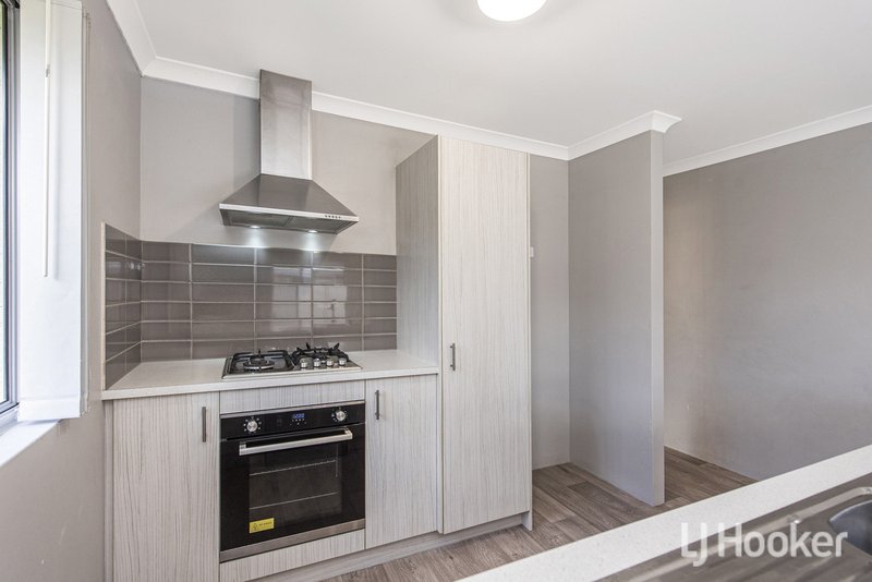 Photo - 17 Lloyd Avenue, Ravenswood WA 6208 - Image 8