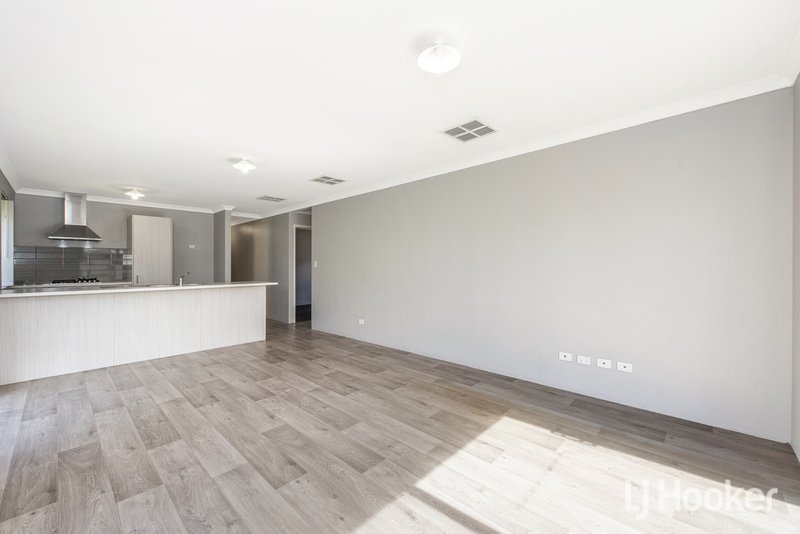 Photo - 17 Lloyd Avenue, Ravenswood WA 6208 - Image 9
