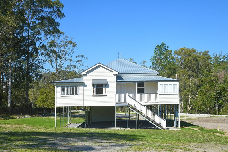 Photo - 17 Lloyd Street, Beerwah QLD 4519 - Image 7