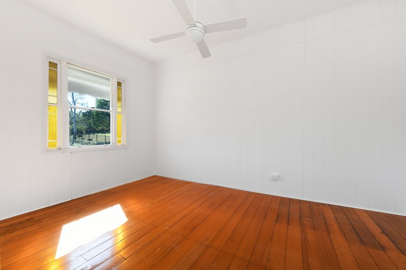 Photo - 17 Lloyd Street, Beerwah QLD 4519 - Image 9