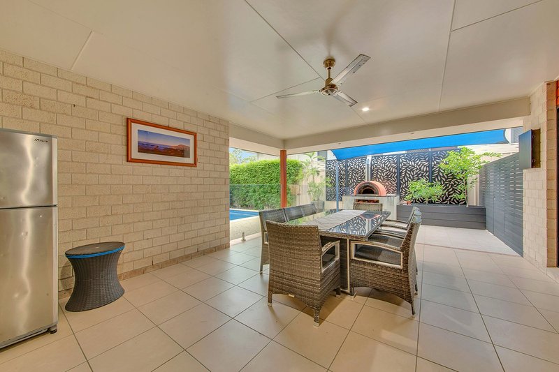 Photo - 17 Longreach Court, Tannum Sands QLD 4680 - Image 3