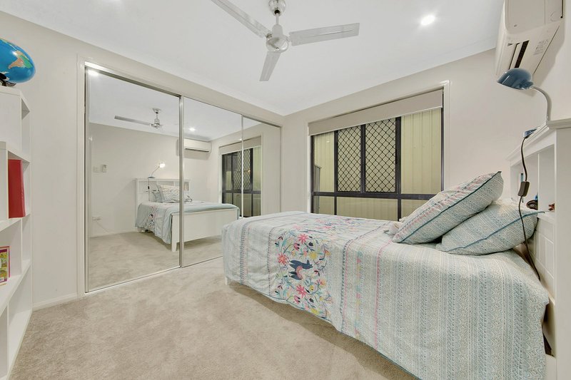 Photo - 17 Longreach Court, Tannum Sands QLD 4680 - Image 12