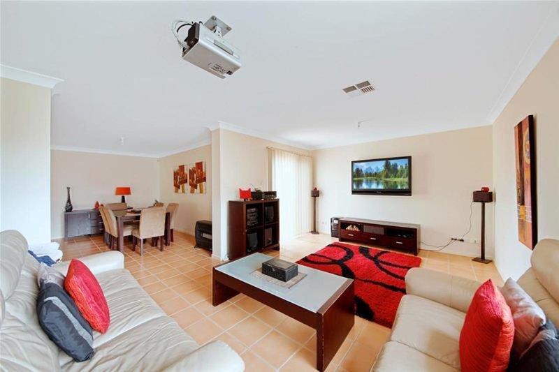 Photo - 17 Lord Eldon Drive, Harrington Park NSW 2567 - Image 5