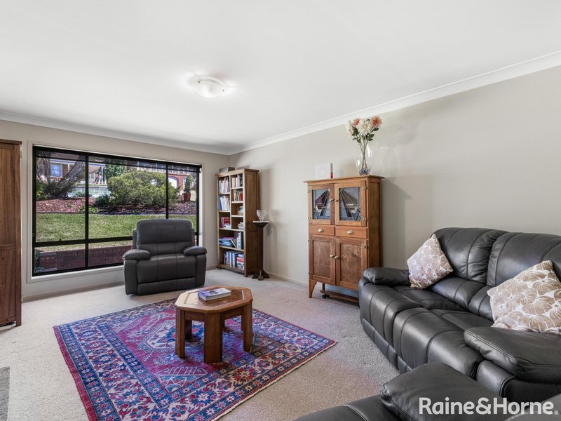 Photo - 17 Lorimer Street, Llanarth NSW 2795 - Image 13