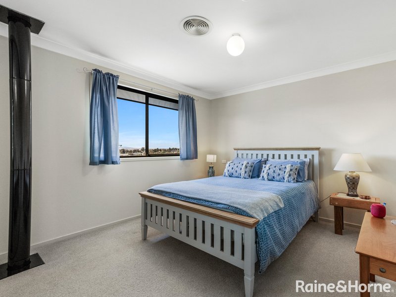 Photo - 17 Lorimer Street, Llanarth NSW 2795 - Image 15