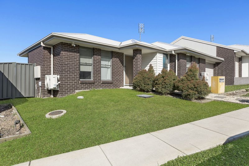 17 Lucia Crescent, Cameron Park NSW 2285