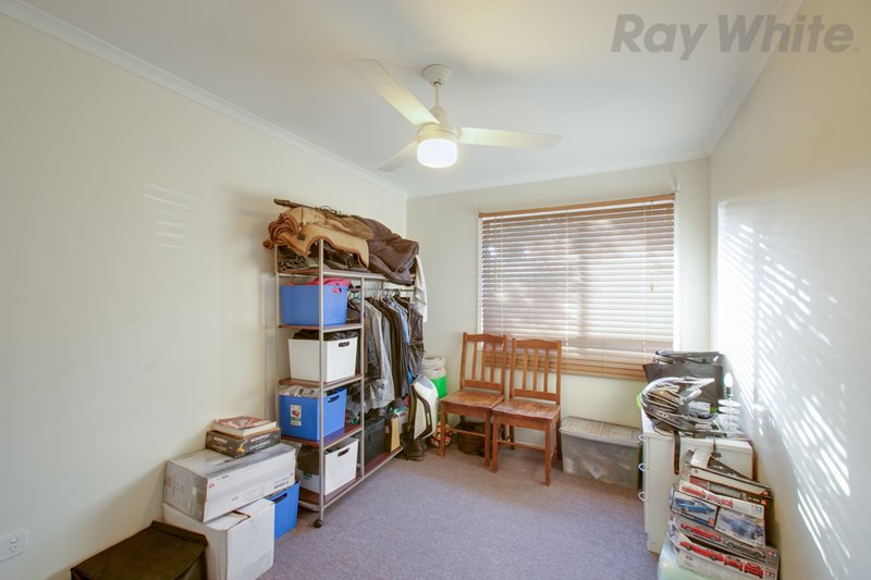 Photo - 17 Luckie Crescent, Tivoli QLD 4305 - Image 11