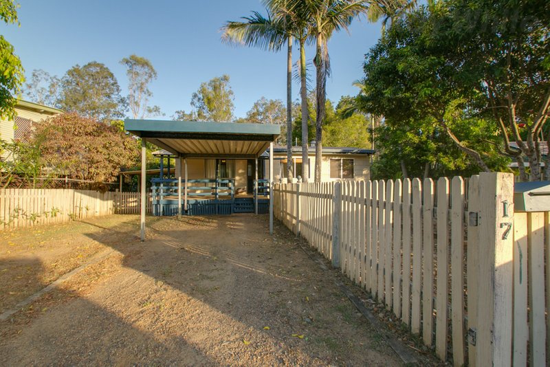 Photo - 17 Luckie Crescent, Tivoli QLD 4305 - Image 20