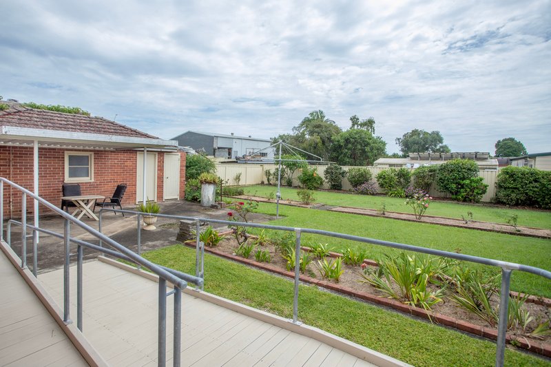 Photo - 17 Lyndhurst Street, Taree NSW 2430 - Image 5