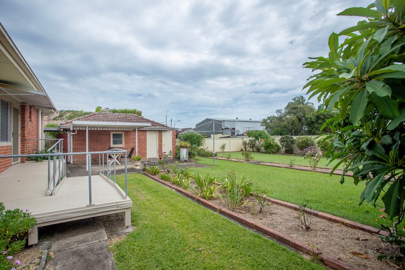 Photo - 17 Lyndhurst Street, Taree NSW 2430 - Image 11