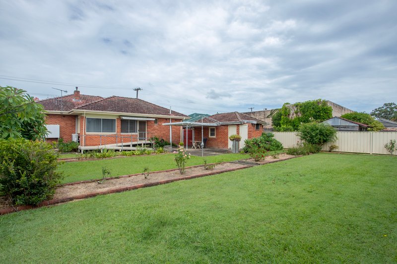 Photo - 17 Lyndhurst Street, Taree NSW 2430 - Image 21