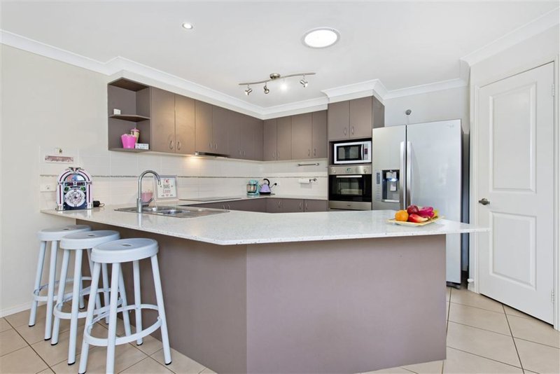 Photo - 17 Lyrebird Place, Port Macquarie NSW 2444 - Image 5