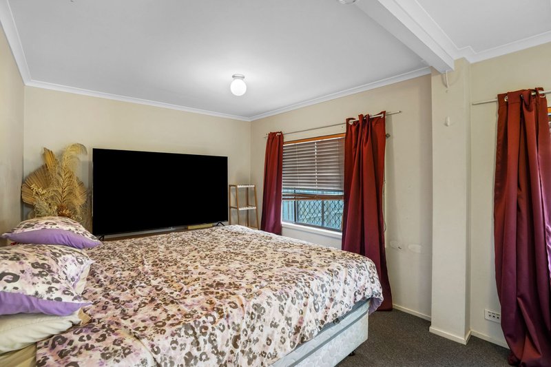 Photo - 17 Macarthur Crescent, Slacks Creek QLD 4127 - Image 11