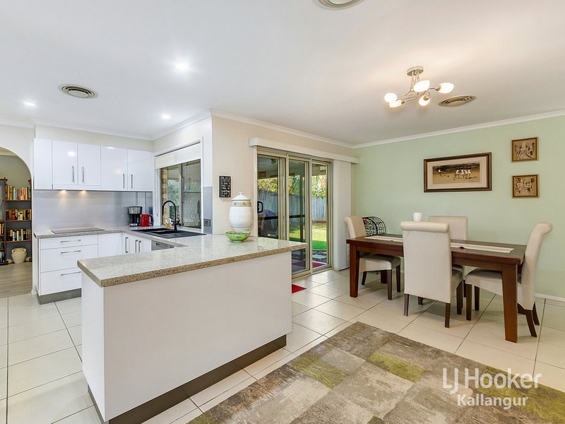 Photo - 17 Macarthur Drive, Kallangur QLD 4503 - Image 3