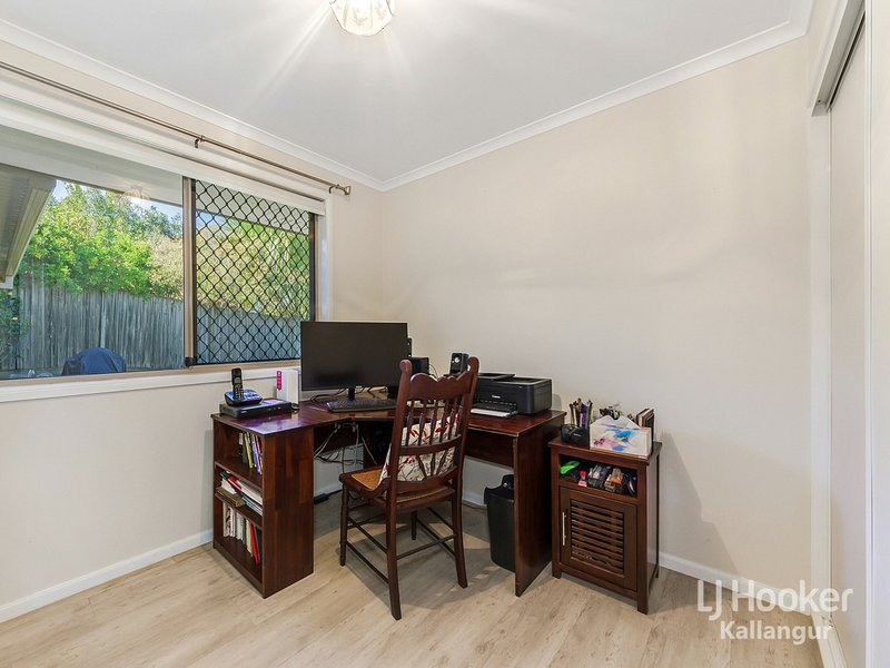 Photo - 17 Macarthur Drive, Kallangur QLD 4503 - Image 12