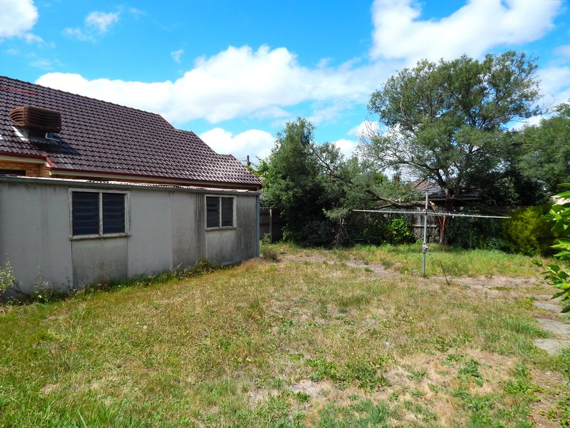 Photo - 17 Macartney Street, Reservoir VIC 3073 - Image 5