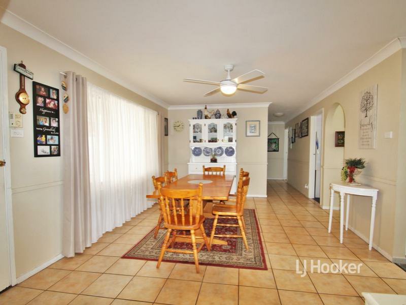 Photo - 17 Macleans Point Road, Sanctuary Point NSW 2540 - Image 4