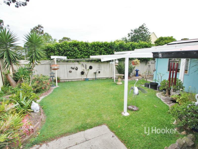 Photo - 17 Macleans Point Road, Sanctuary Point NSW 2540 - Image 17