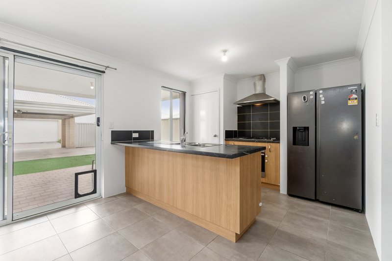 Photo - 17 Magellan Road, Alkimos WA 6038 - Image 2