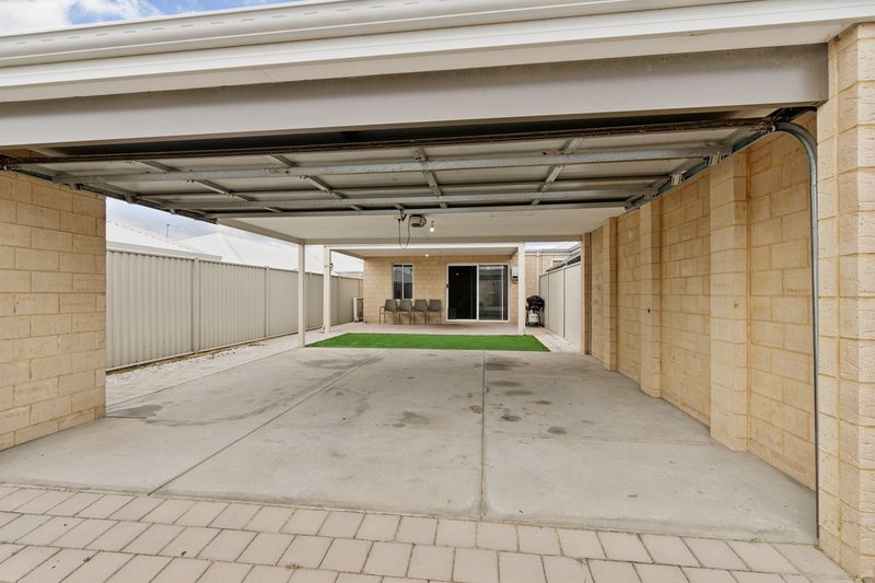 Photo - 17 Magellan Road, Alkimos WA 6038 - Image 18