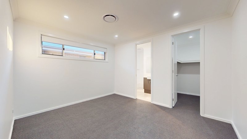 Photo - 17 Magenta Circuit, Dubbo NSW 2830 - Image 4