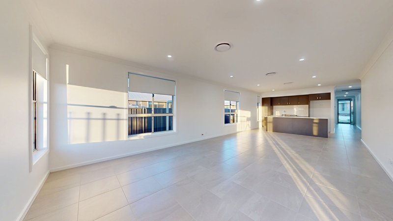 Photo - 17 Magenta Circuit, Dubbo NSW 2830 - Image 8
