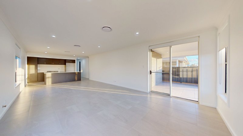 Photo - 17 Magenta Circuit, Dubbo NSW 2830 - Image 9